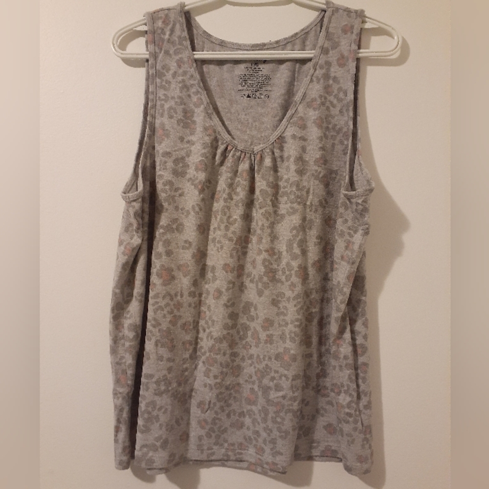 2 For 25$ Women's Dream Angel Animal Print Tank.